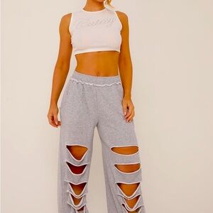 RARE MOSSIMO VINTAGE DESTROYED DARK GREY WOMANS SWEATPANTS!👍💯